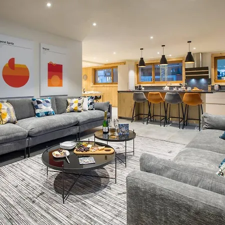 Petit Stade Mountain 莫尔济讷